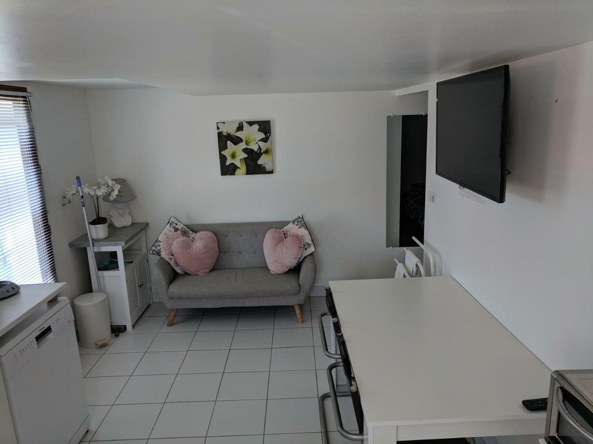 2 Person Apartment 아스카인 외부 사진